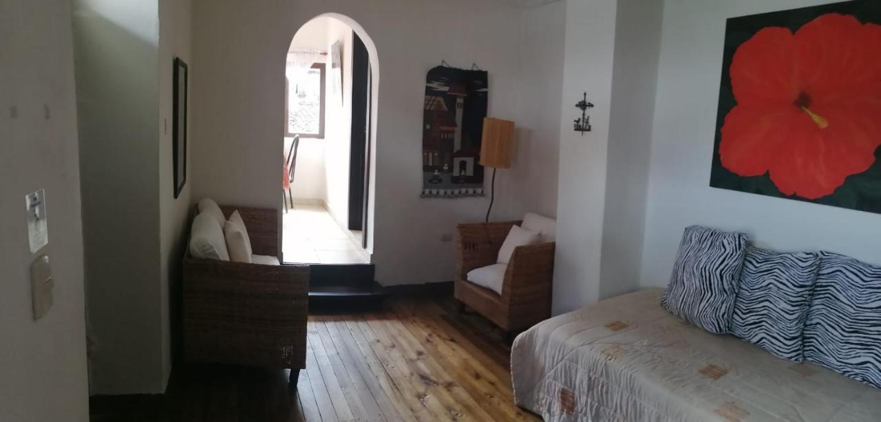 קואנקה Casa Macondo Bed & Breakfast מראה חיצוני תמונה